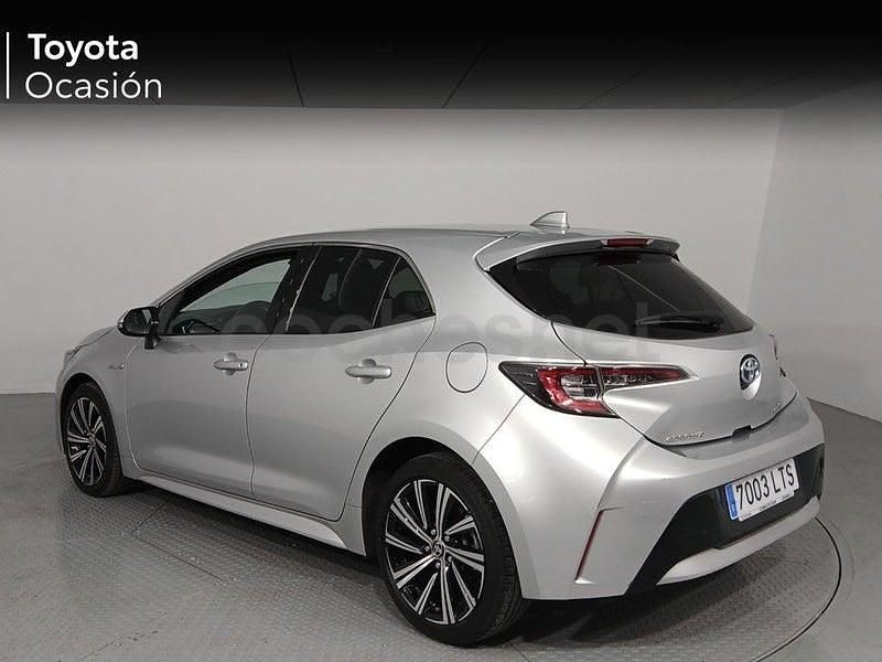 Usado Toyota Corolla Style 122 CV (89 kW) 2021 Gris / plata Berlina