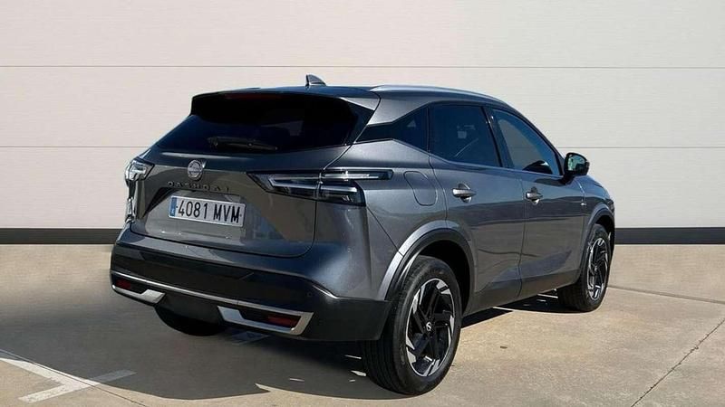 Usado Nissan Qashqai N-Connecta 141 CV (103 kW) 2024 Gris SUV