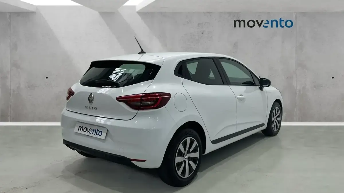 Usado Renault Clio Intens 90 CV (66 kW) 2022 Blanco Utilitario