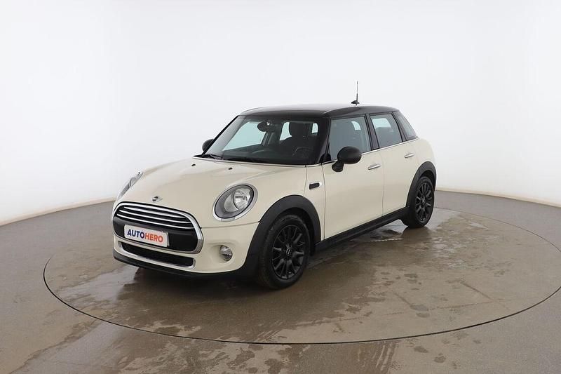 Usado Mini Cooper 135 CV (99 kW) 2015 Blanco Utilitario