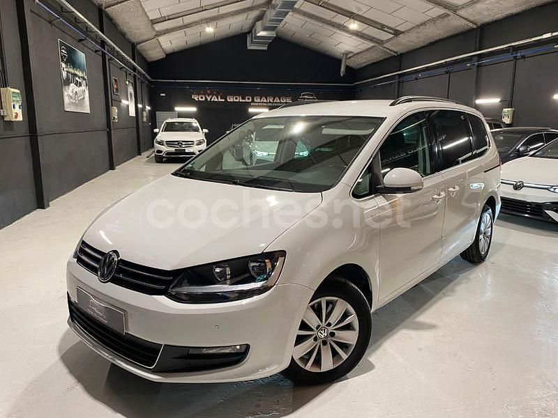 Usado VW Sharan Advance 150 CV (110 kW) 2017 Blanco Monovolumen