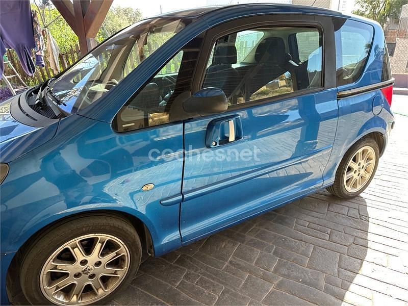 Azul Usado 2006 Peugeot 1007 Utilitario | 3000 € (Precio justo) - Imagen 1/2