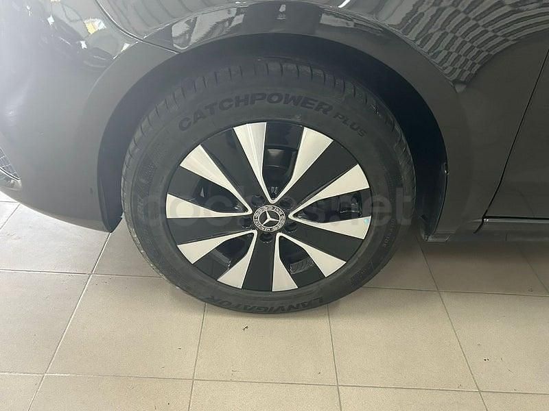 Usado Mercedes V220 Avantgarde 163 CV (119 kW) 2024 Negro Monovolumen