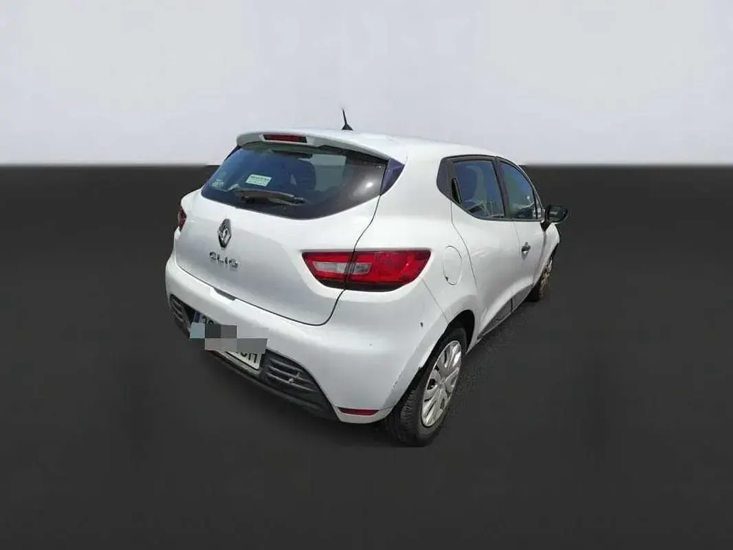 Usado Renault Clio IV Business 75 CV (55 kW) 2019 Blanco Berlina