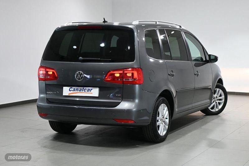 Usado VW Touran Advance 140 CV (102 kW) 2014 Monovolumen