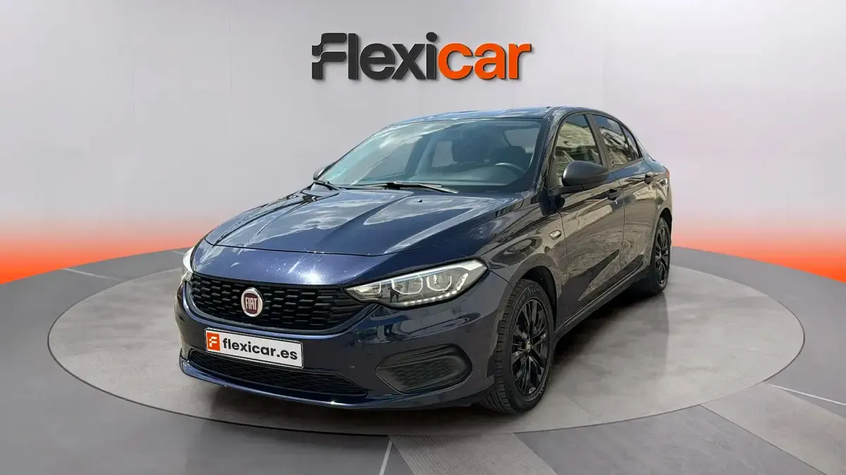 Usado Fiat Tipo Lounge 95 CV (69 kW) 2019 Negro Berlina
