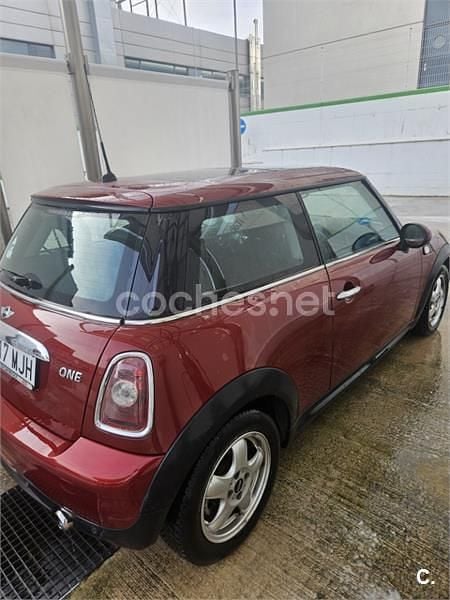 Usado Mini ONE 90 CV (66 kW) 2008 Granate Utilitario