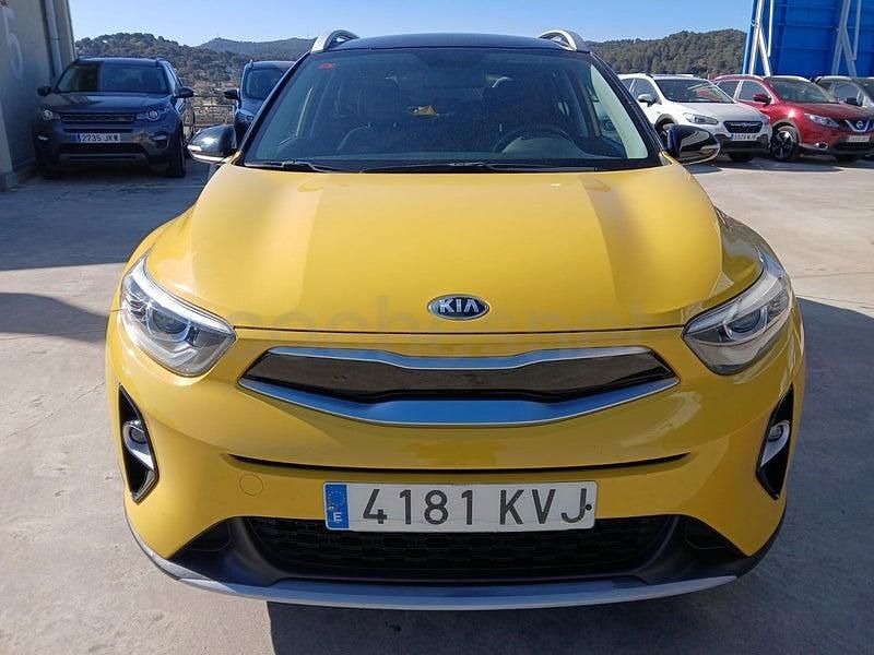Usado Kia Stonic 100 CV (73 kW) 2019 Amarillo SUV