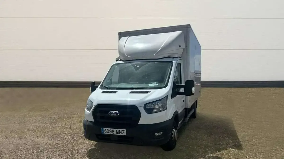 Käytetty Ford Transit Trend 167 HP (122 kW) 2024 Valkoinen Van