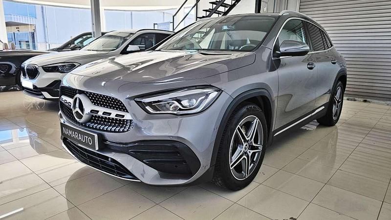Gris Usado 2023 Mercedes GLA200 SUV | 36.900 € (Precio justo) - Imagen 1/4