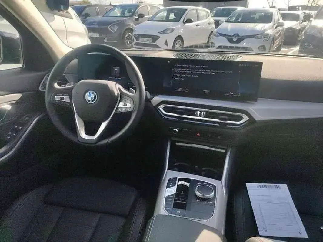Usado BMW 320e 163 CV (119 kW) 2024 Negro Berlina