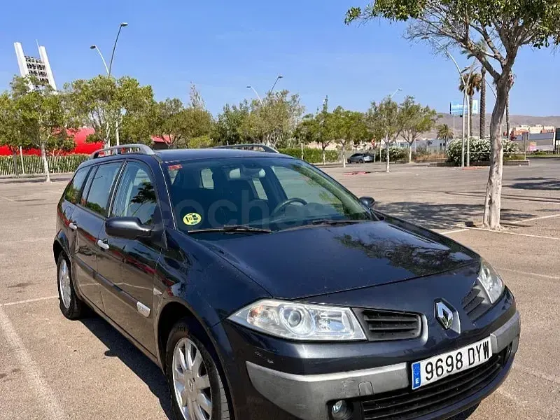 Usado Renault Mégane GrandTour Dynamique 150 CV (110 kW) 2006 Negro Familiar