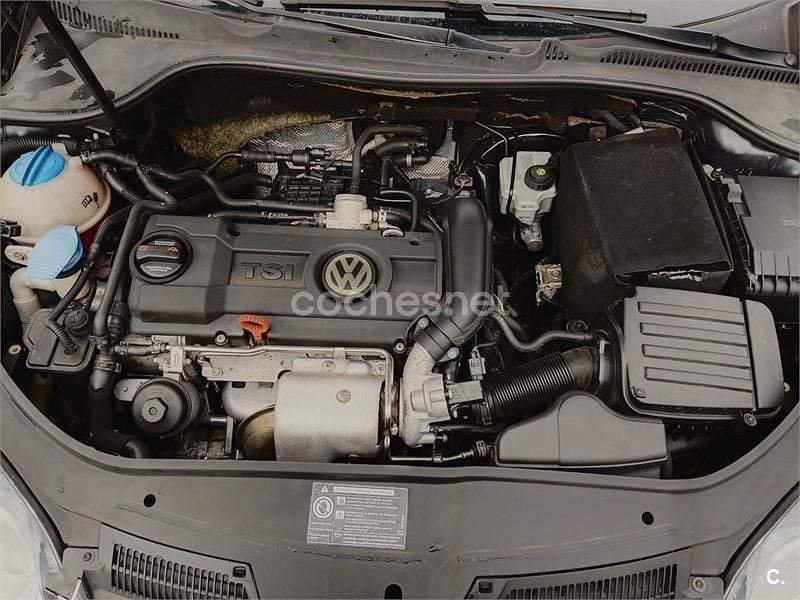 Usado VW Jetta Highline 122 CV (89 kW) 2009 Azul Berlina