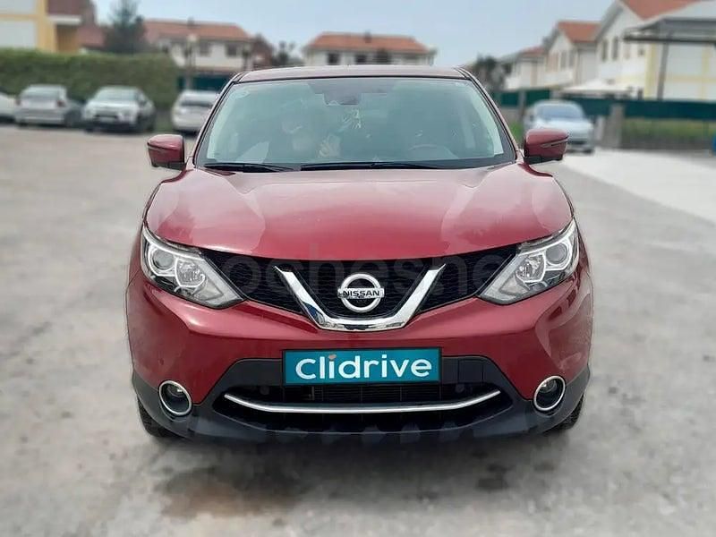 Usado Nissan Qashqai Tekna 115 CV (84 kW) 2015 Rojo SUV