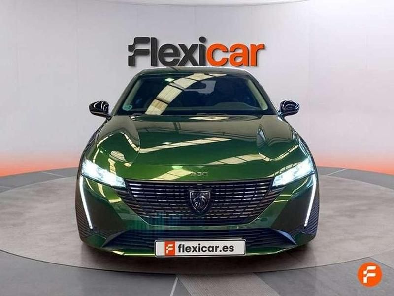 Usado Peugeot 308 Allure 131 CV (96 kW) 2022 Verde Utilitario