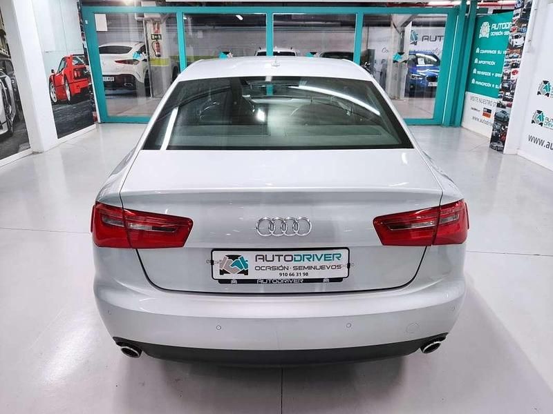 Usado Audi A6 Ambiente 245 CV (180 kW) 2011 Plateado Berlina