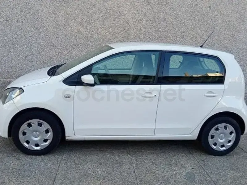 Usado Seat Mii Style 75 CV (55 kW) 2014 Blanco Utilitario