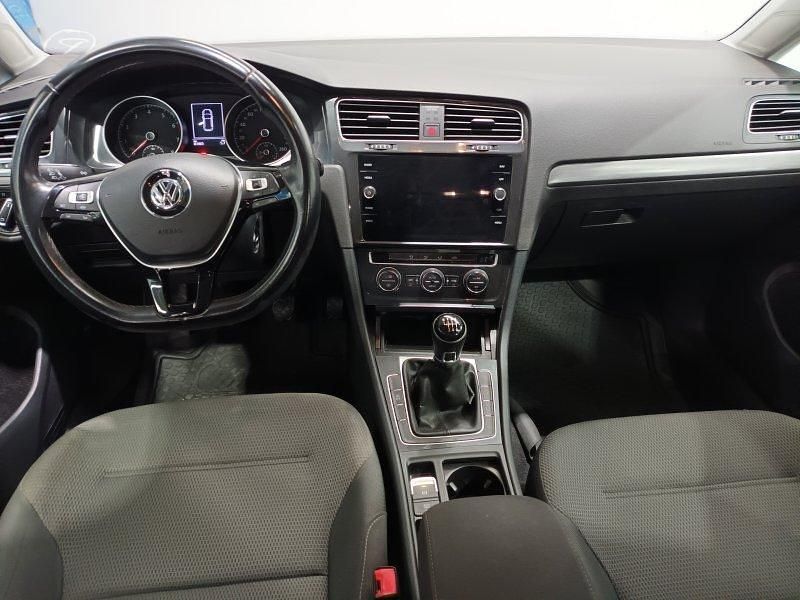 Usado VW Golf VII 115 CV (84 kW) 2019 Plata tungsteno metalizado Utilitario