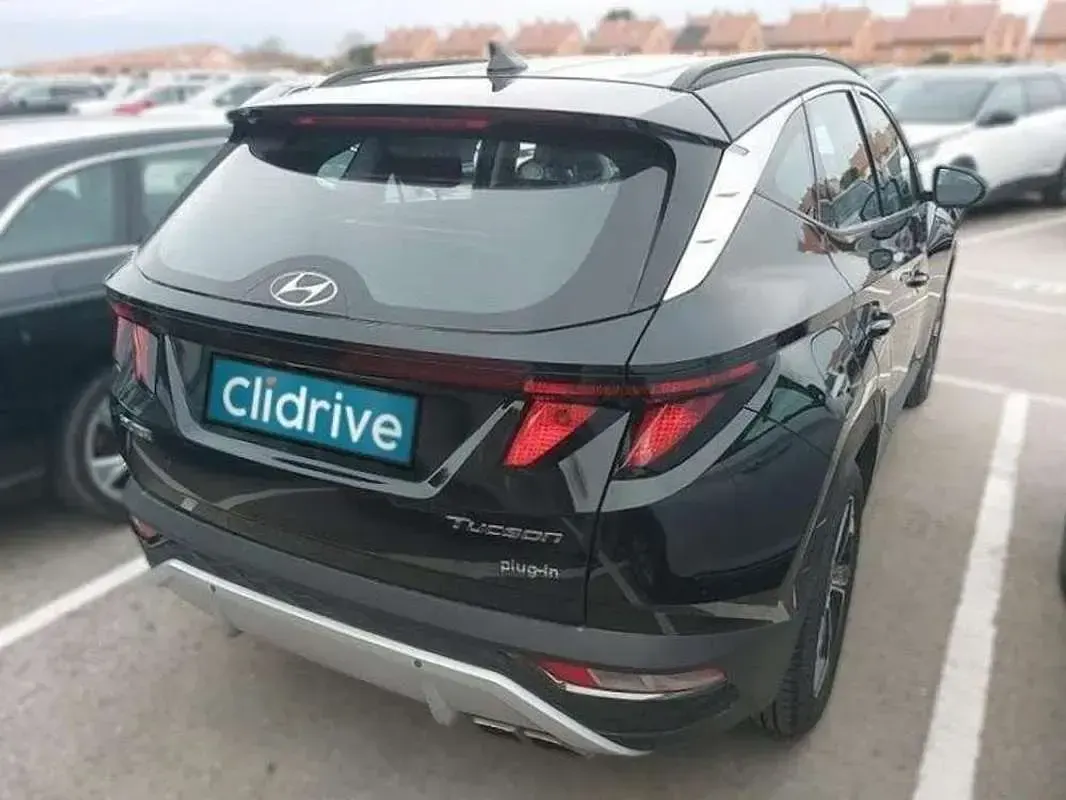Usado Hyundai Tucson 179 HP (131 kW) 2023 Preto SUV