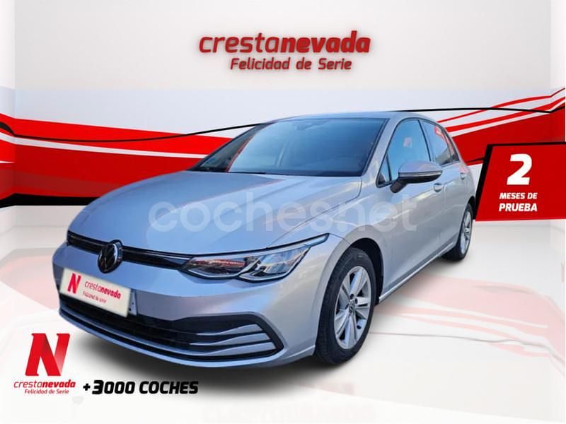 Gris / plata Usado 2023 VW Golf VIII Life Berlina | 21.990 € (Precio justo) - Imagen 1/4