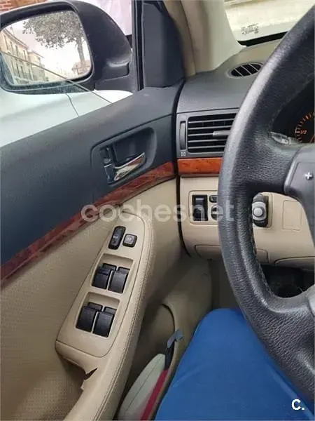 Usado Toyota Avensis Executive 150 CV (110 kW) 2006 Azul Berlina