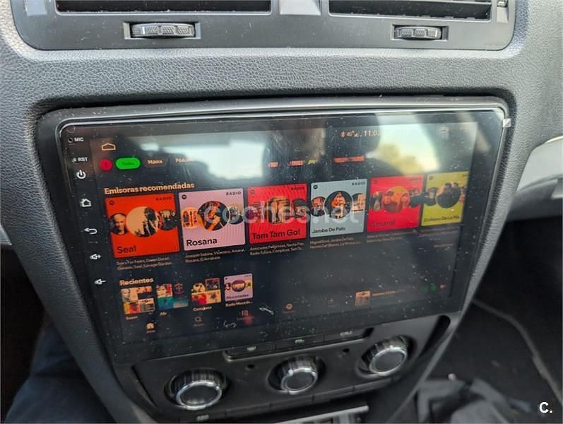 Usado Skoda Octavia Elegance 140 CV (102 kW) 2015 Azul Utilitario