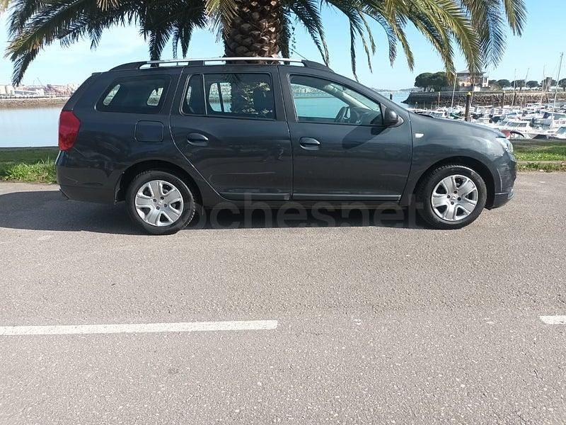 Usado Dacia Logan MCV Comfort 90 CV (66 kW) 2019 Gris / plata Familiar