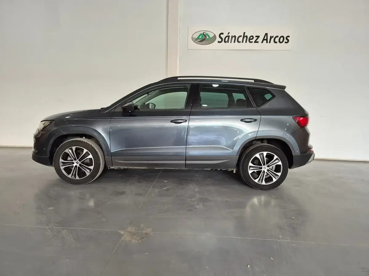 Usado Seat Ateca Style 150 CV (110 kW) 2021 Gris SUV