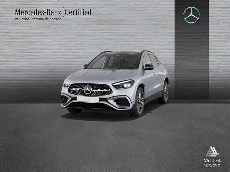 Gris / plateado Usado 2025 Mercedes GLA200 SUV | 44.200 € (Precio justo) - Imagen 1/4