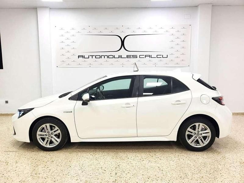 Usado Toyota Corolla Active 122 CV (89 kW) 2022 Blanco Utilitario