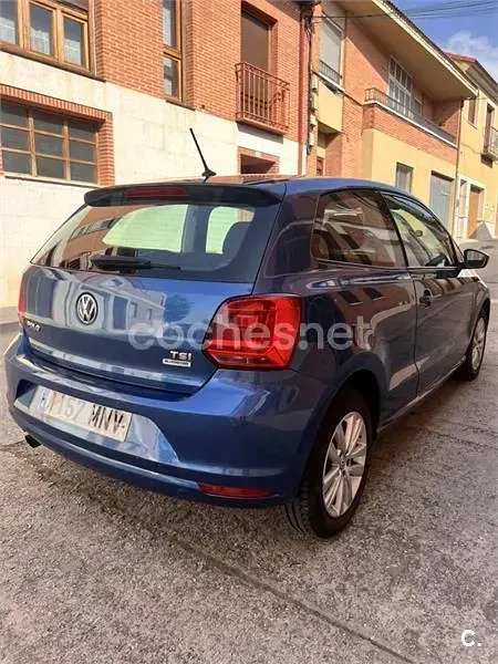 Occasion VW Polo Sportline 90 PK (66 kW) 2014 Blauw Sedan