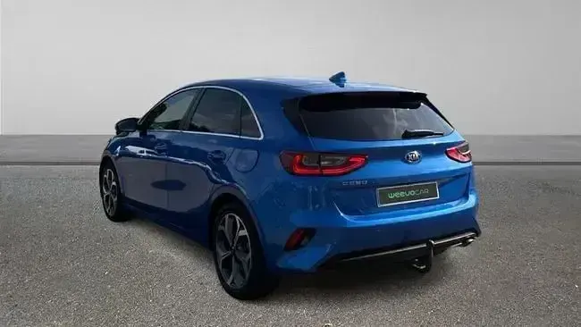 Usado Kia Ceed 100 CV (73 kW) 2020 Azul Utilitario