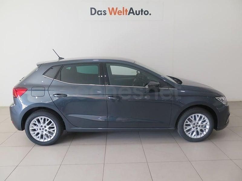 Usado Seat Ibiza XCELLENCE 116 CV (85 kW) 2025 Gris Utilitario