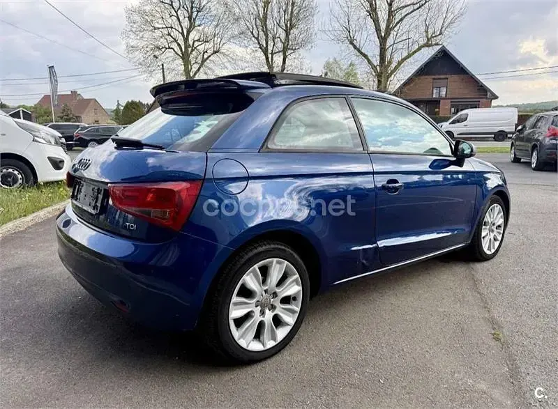 Usado Audi A1 Ambition 105 CV (77 kW) 2011 Azul Utilitario