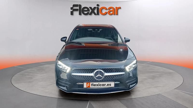 Usado Mercedes A200 163 CV (119 kW) 2021 Negro Utilitario
