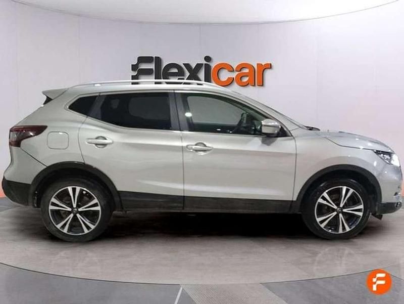 Usado Nissan Qashqai Acenta 140 CV (102 kW) 2020 Gris SUV