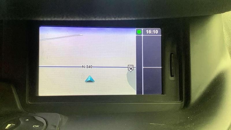 Usado Renault Scénic III Dynamique 110 CV (80 kW) 2013 Negro Monovolumen