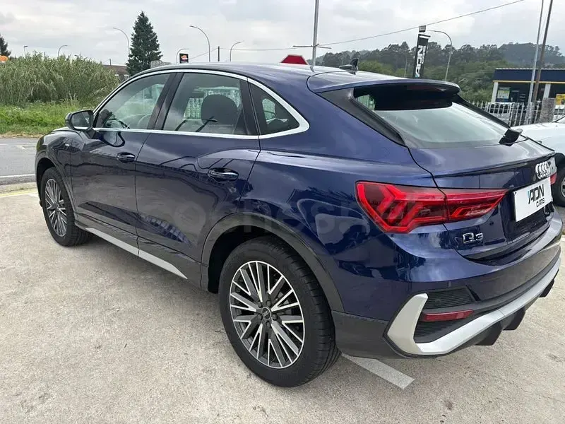 Nuevo Audi Q3 Sportback S-Line 150 CV (110 kW) 2026 Azul SUV
