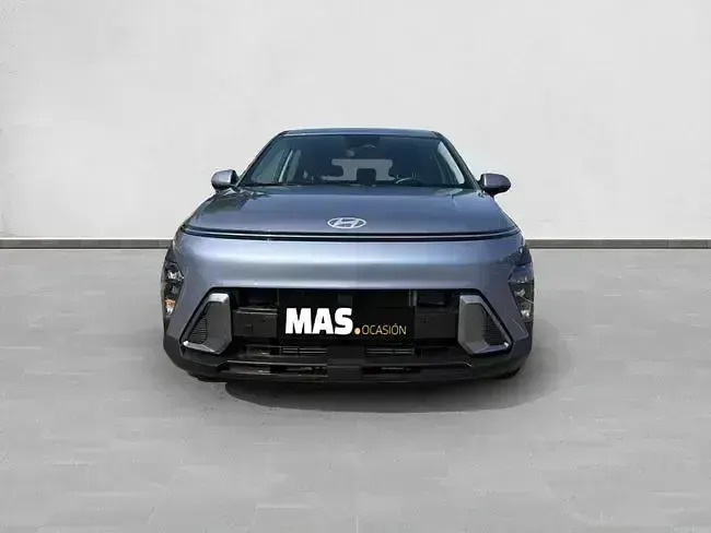 Usado Hyundai Kona 100 CV (73 kW) 2025 Gris SUV