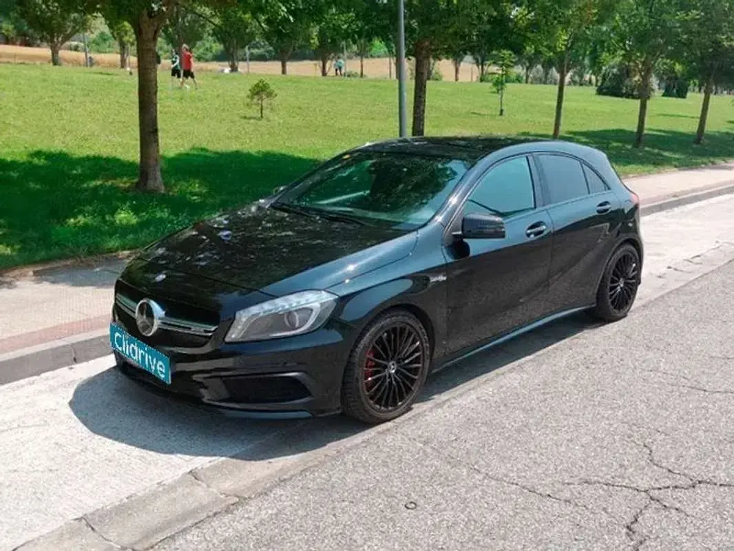 Usado Mercedes A45 AMG AMG 381 CV (280 kW) 2015 Negro Utilitario