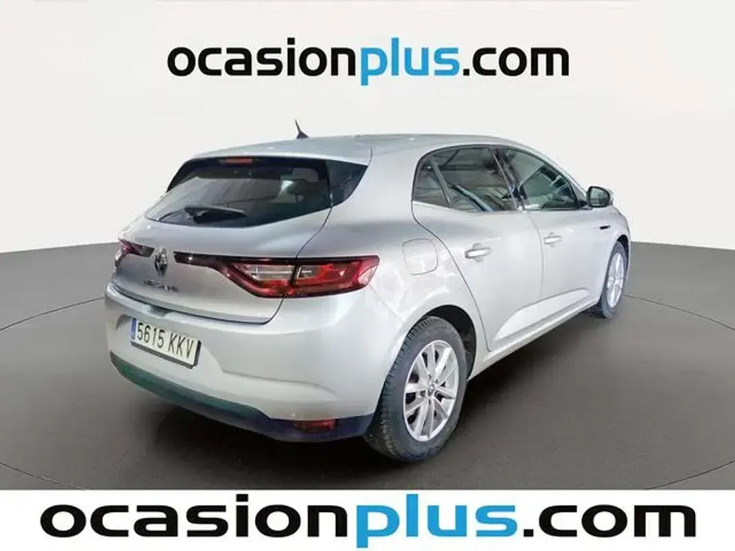 Usado Renault Mégane 132 CV (97 kW) 2018 Plateado Utilitario
