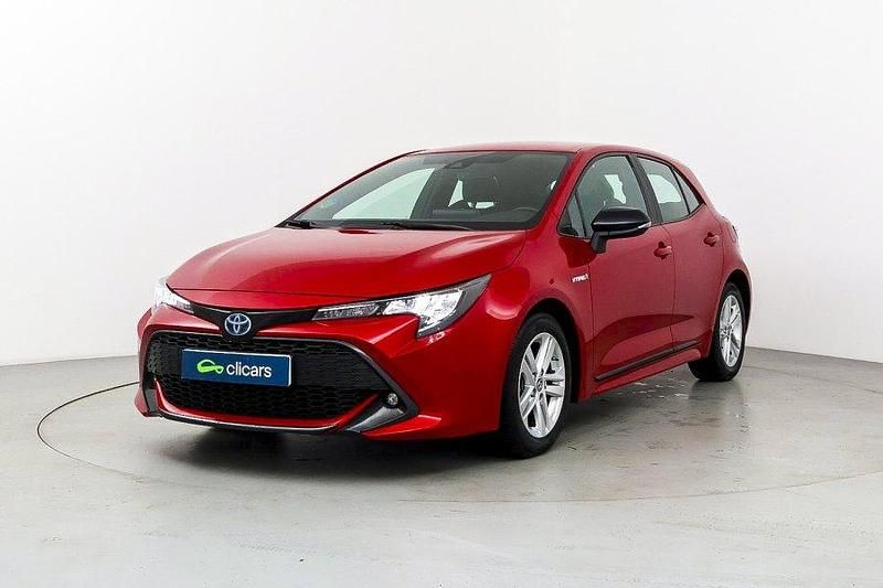 Usado Toyota Corolla Active 122 CV (89 kW) 2019 Rojo Berlina