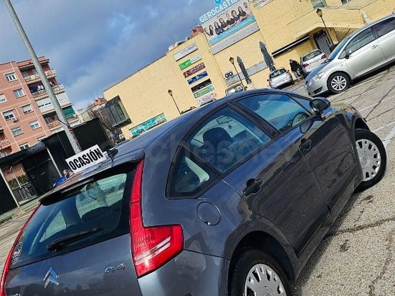 Usado Citroën C4 90 CV (66 kW) 2008 Gris / plata Berlina