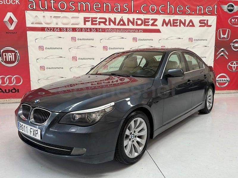 Usado BMW 530 272 CV (200 kW) 2007 Gris / plata Berlina