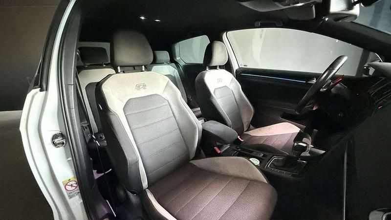 Usado VW Golf VII R 299 CV (219 kW) 2014 Blanco Utilitario