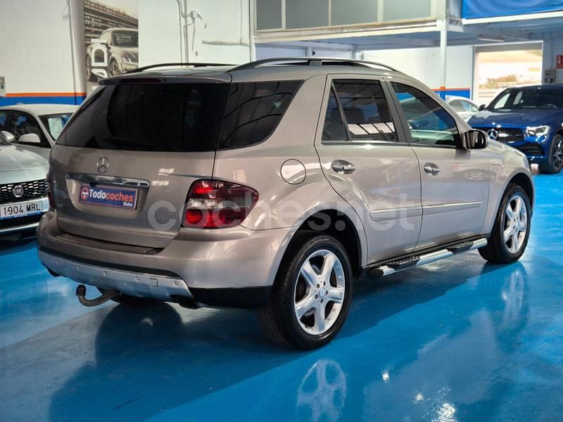Usado Mercedes ML320 224 CV (164 kW) 2006 Beige SUV