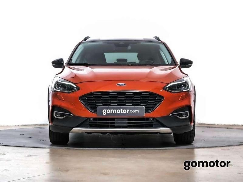 Usado Ford Focus Active 125 CV (91 kW) 2019 Naranja Familiar