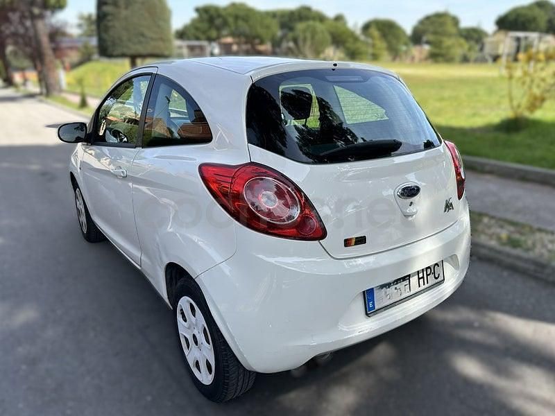 Usado Ford Ka 69 CV (50 kW) 2013 Blanco Utilitario
