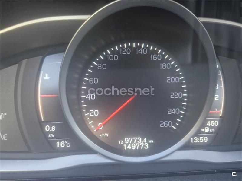 Usado Volvo V60 CC Summum 150 CV (110 kW) 2016 Blanco Familiar