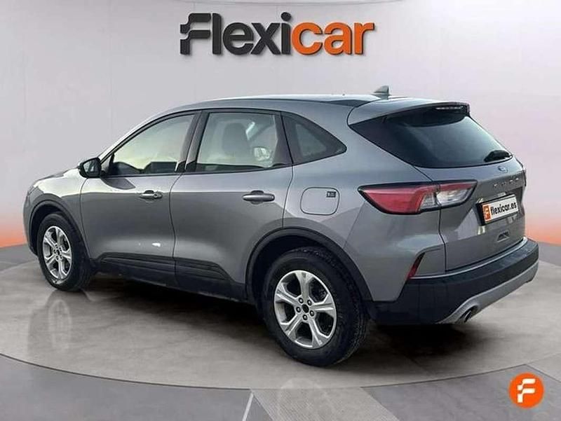 Usado Ford Kuga Trend 120 CV (88 kW) 2022 Gris SUV